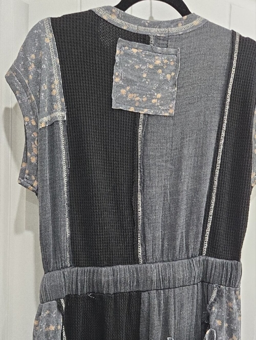 POL Gray and Black Patchwork Maxi Jumpsuit with Appliqué - Picture 6 of 6